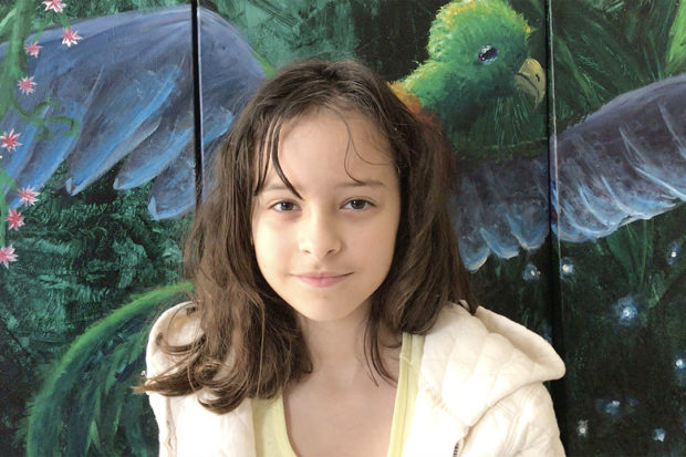 Aria Luna, la pintora y activista de 10 años de edad