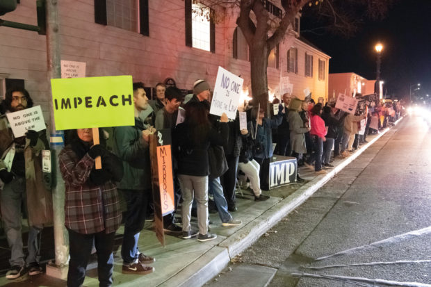 Large Pro-Impeachment Rally Held in Clovis