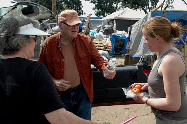 Volunteers in Fresno Unite to Help the Homeless