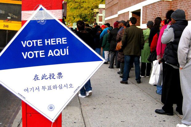 Se Desploma Popularidad de Trump Entre los Votantes Latinos